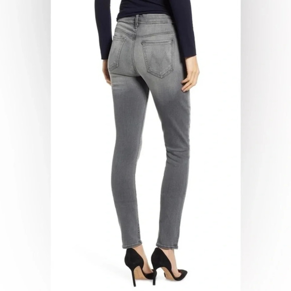 Mother Denim Looker High-Rise Jeans in Supermoon size 24 - Picture 2 of 11